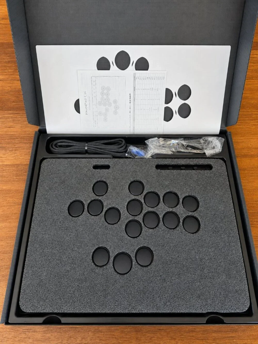 Haute42 HAUTEPAD C16 Leverless Arcade Controller Hitbox Fightstick